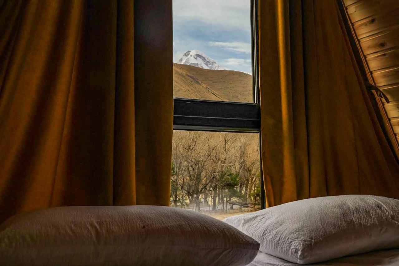Savalley Kazbegi Exteriör bild